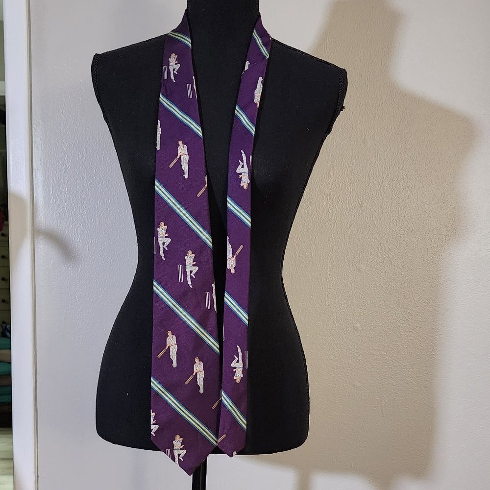 NAUTICA SPORTS THEMED TIE